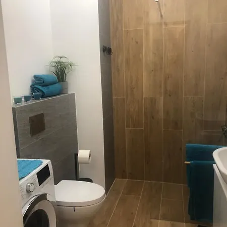 Apartman Point Business Apt, Browary Warszawskie, Wifi, Fv Varsó